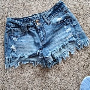 Hippie laundry short shorts size 27.